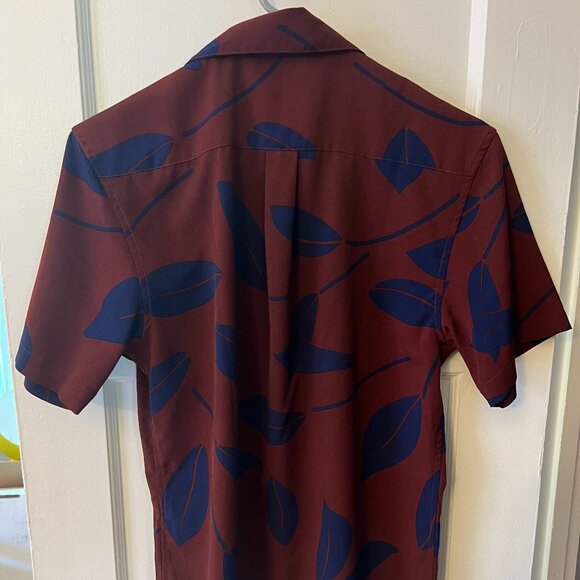 Shades of Grey by Micah Cohen purple camp collar button down with leaf print XS - Picture 2 of 4